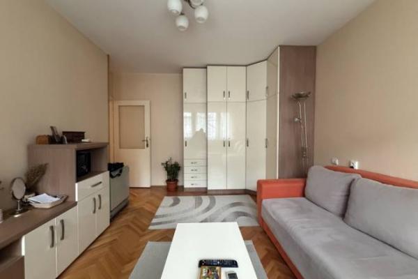 Slika 4 - Dr Nika Miljanića, Dvosoban stan na prodaju, 51m2, 145.000€
